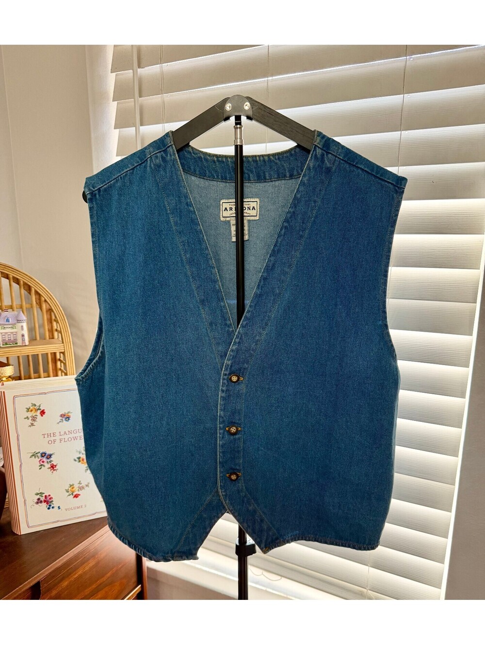 Women's Denim Three Button Arizona Vest Size L